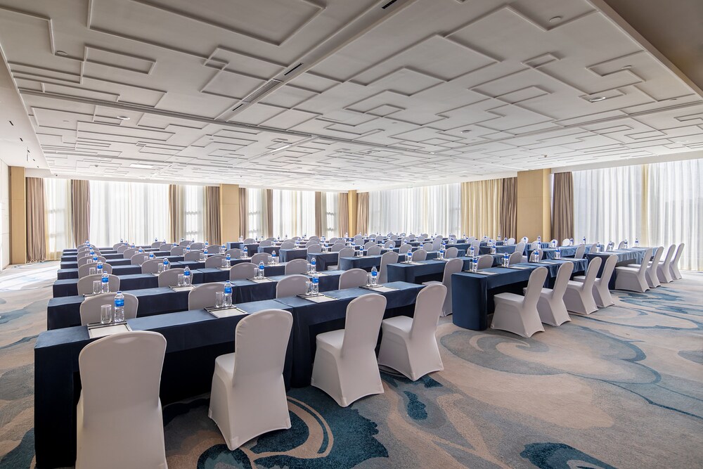 holiday inn express chengde park view an ihg hotel