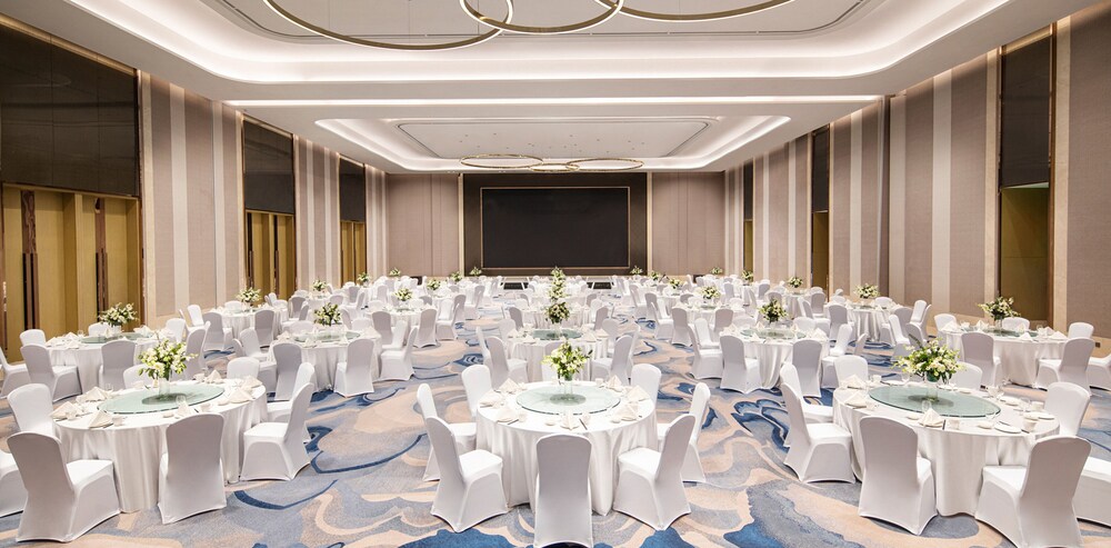 holiday inn express chengde park view an ihg hotel