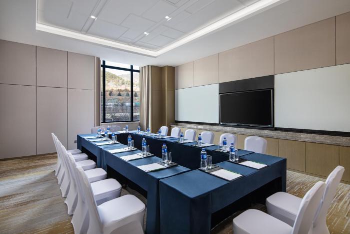 holiday inn express chengde park view an ihg hotel