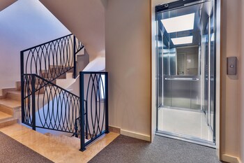 Hotel Bono,,3.5 star