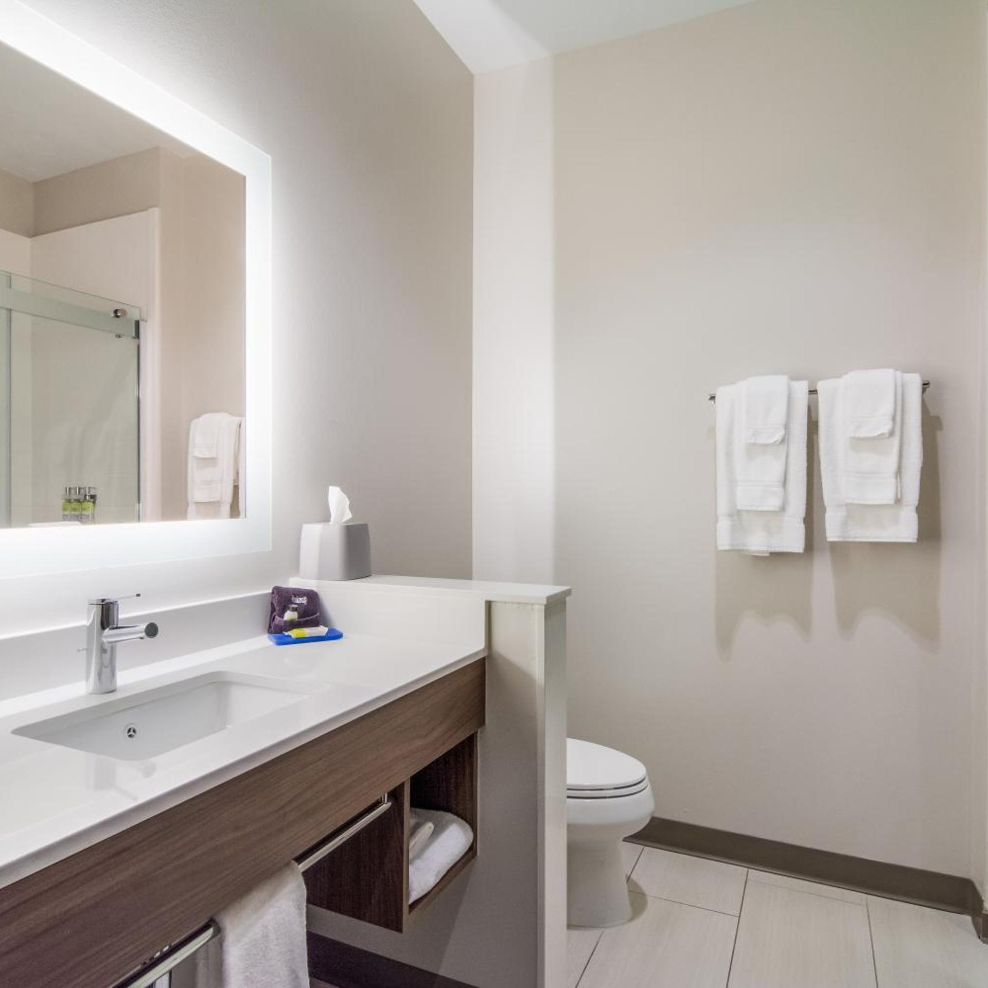 holiday inn express and suites asheboro an ihg hotel