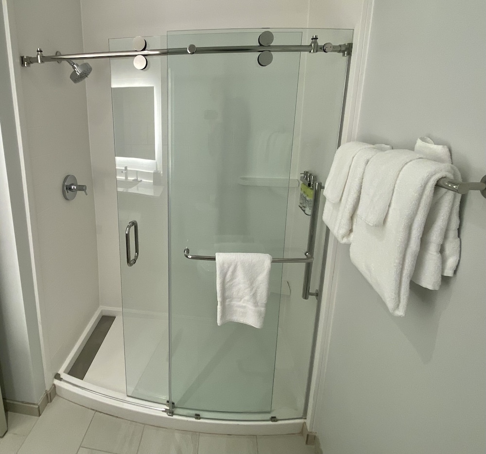 holiday express and suites dahlonega an ihg hotel