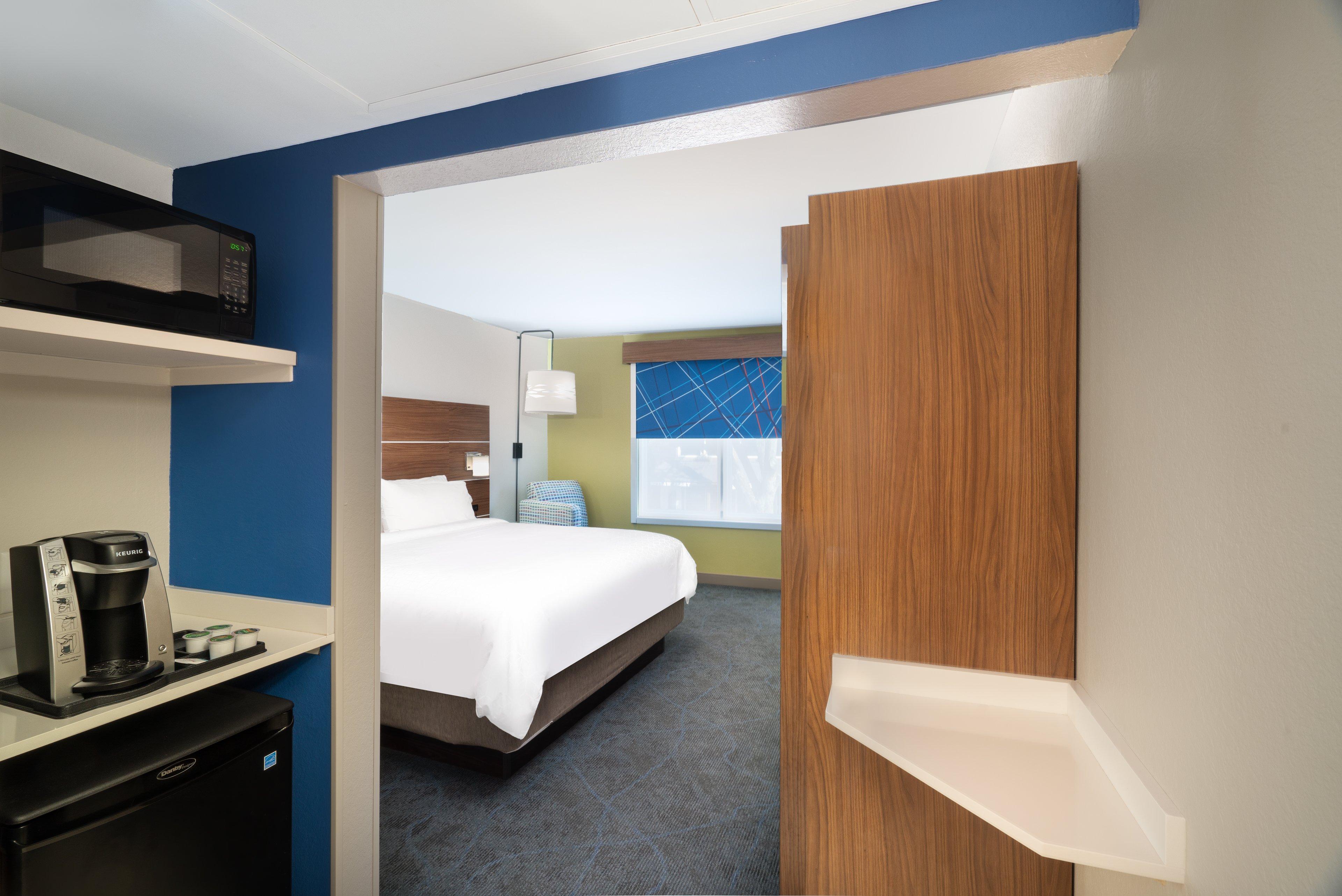holiday express and suites dahlonega an ihg hotel