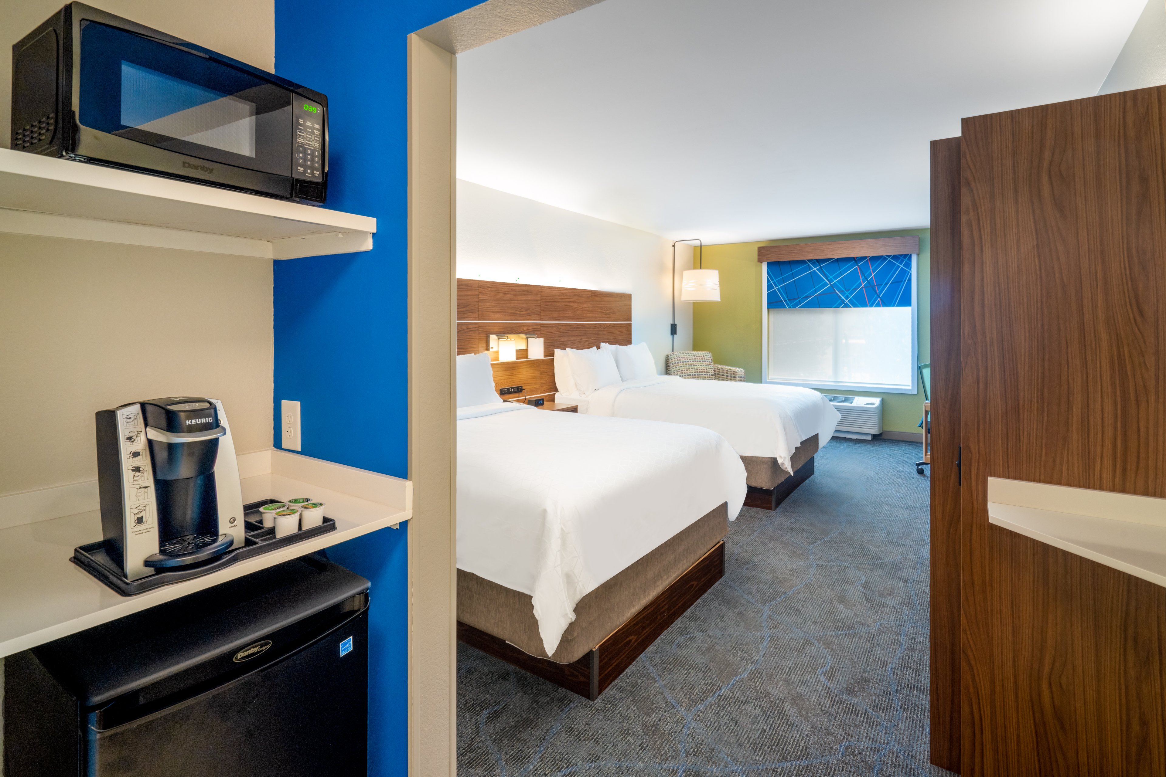 holiday express and suites dahlonega an ihg hotel