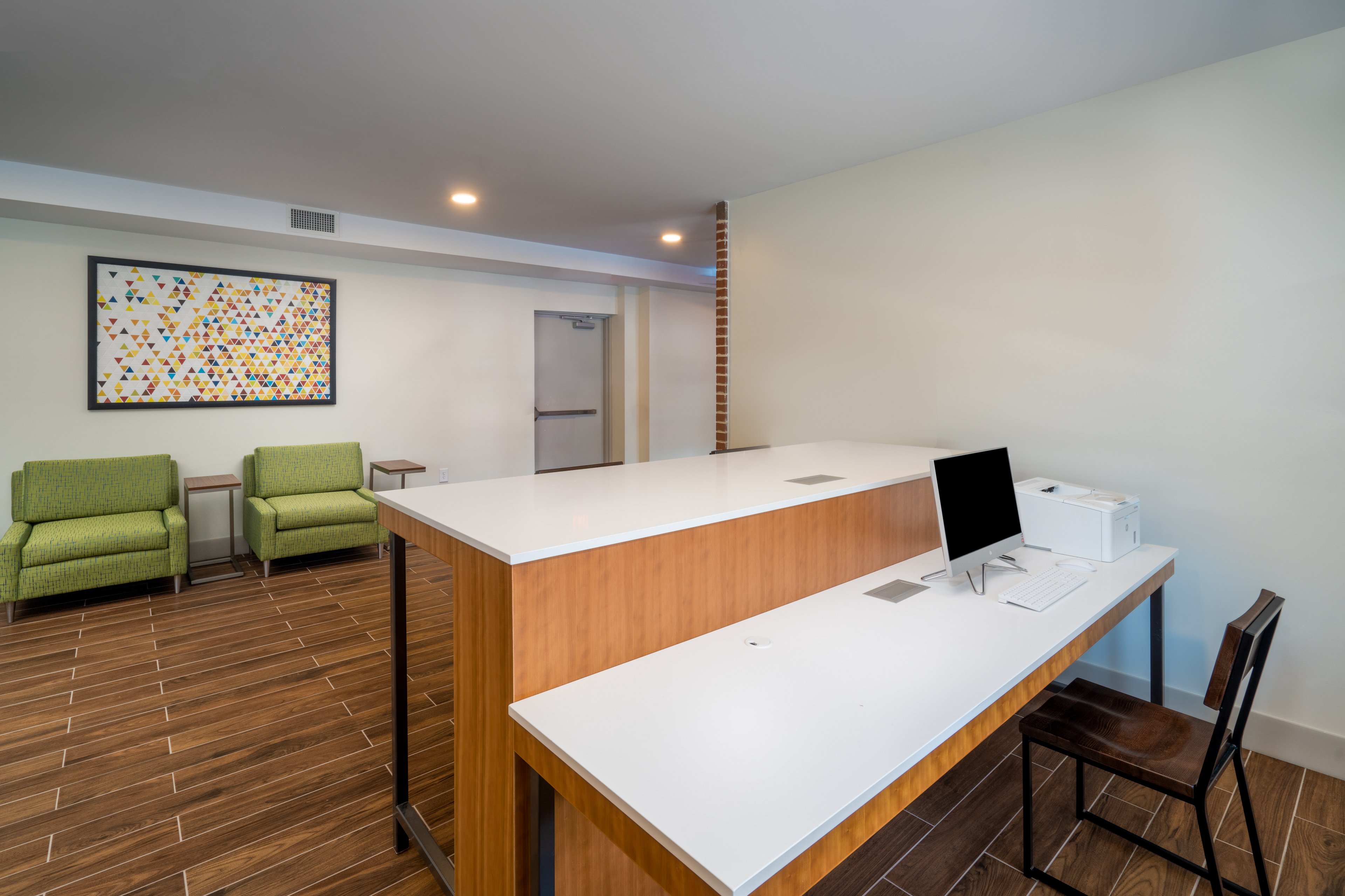 holiday express and suites dahlonega an ihg hotel