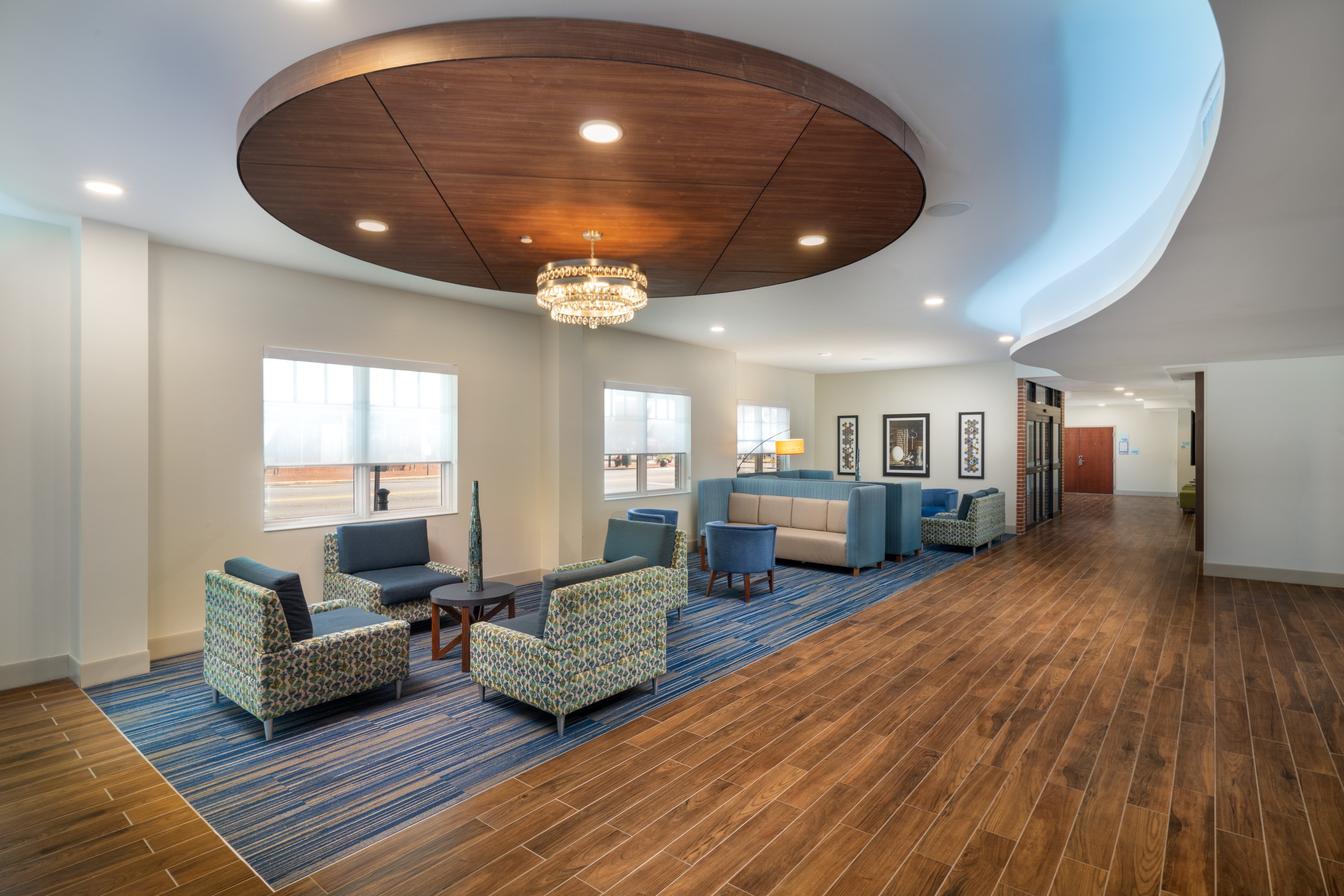 holiday express and suites dahlonega an ihg hotel