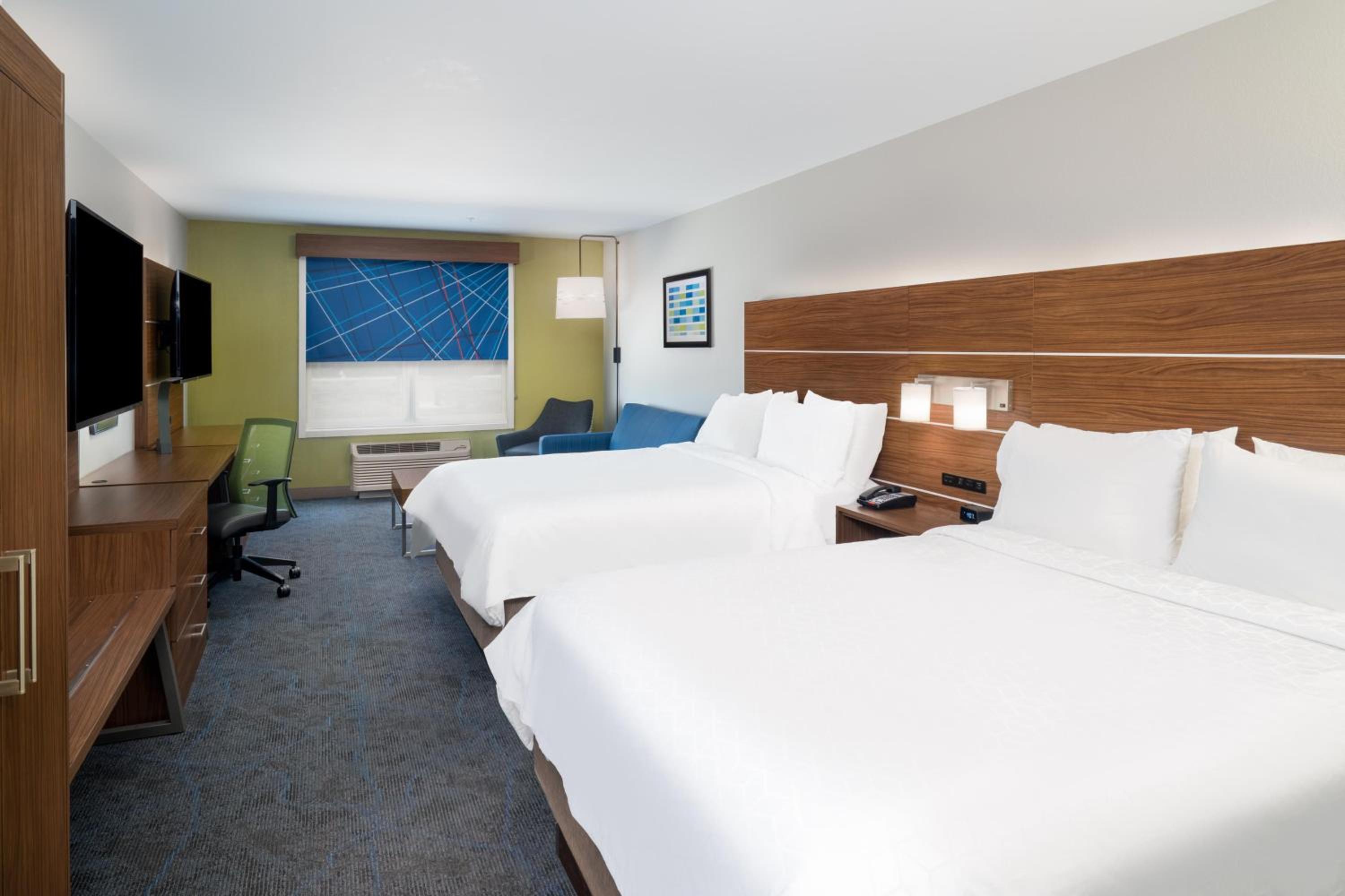 holiday express and suites dahlonega an ihg hotel