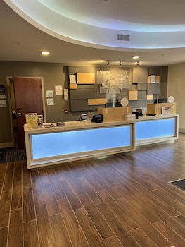 Holiday Express & Suites Dahlonega, An Ihg Hotel,Gainesville>>Dahlonega,2.5 star