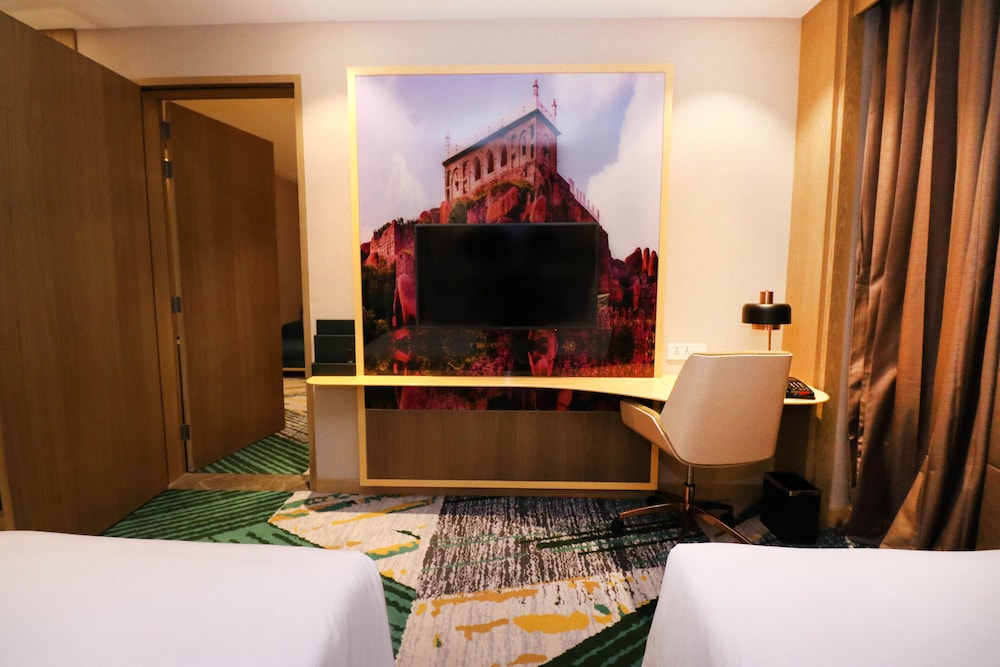 holiday inn chandigarh zirakpur by ihg