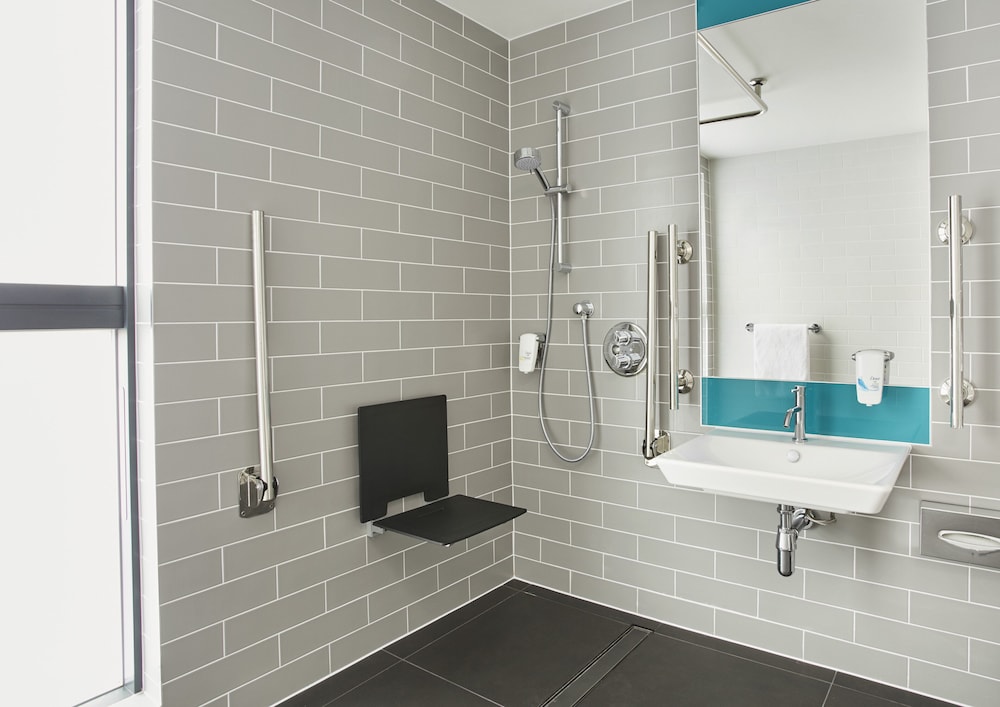 holiday inn express almere an ihg hotel