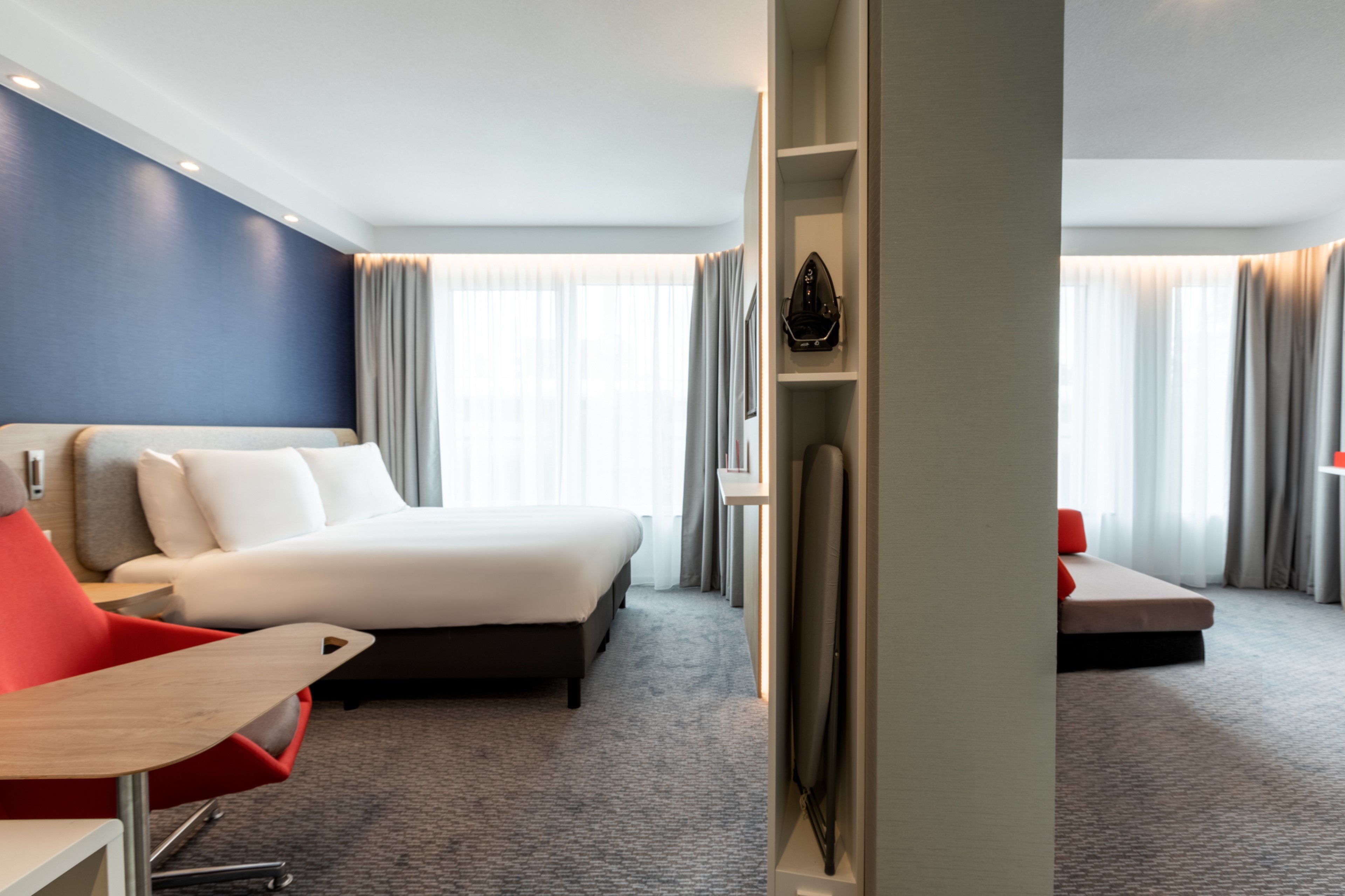 holiday inn express almere an ihg hotel