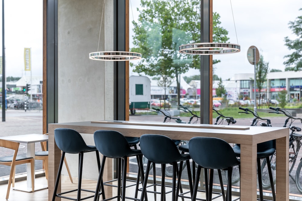 holiday inn express almere an ihg hotel