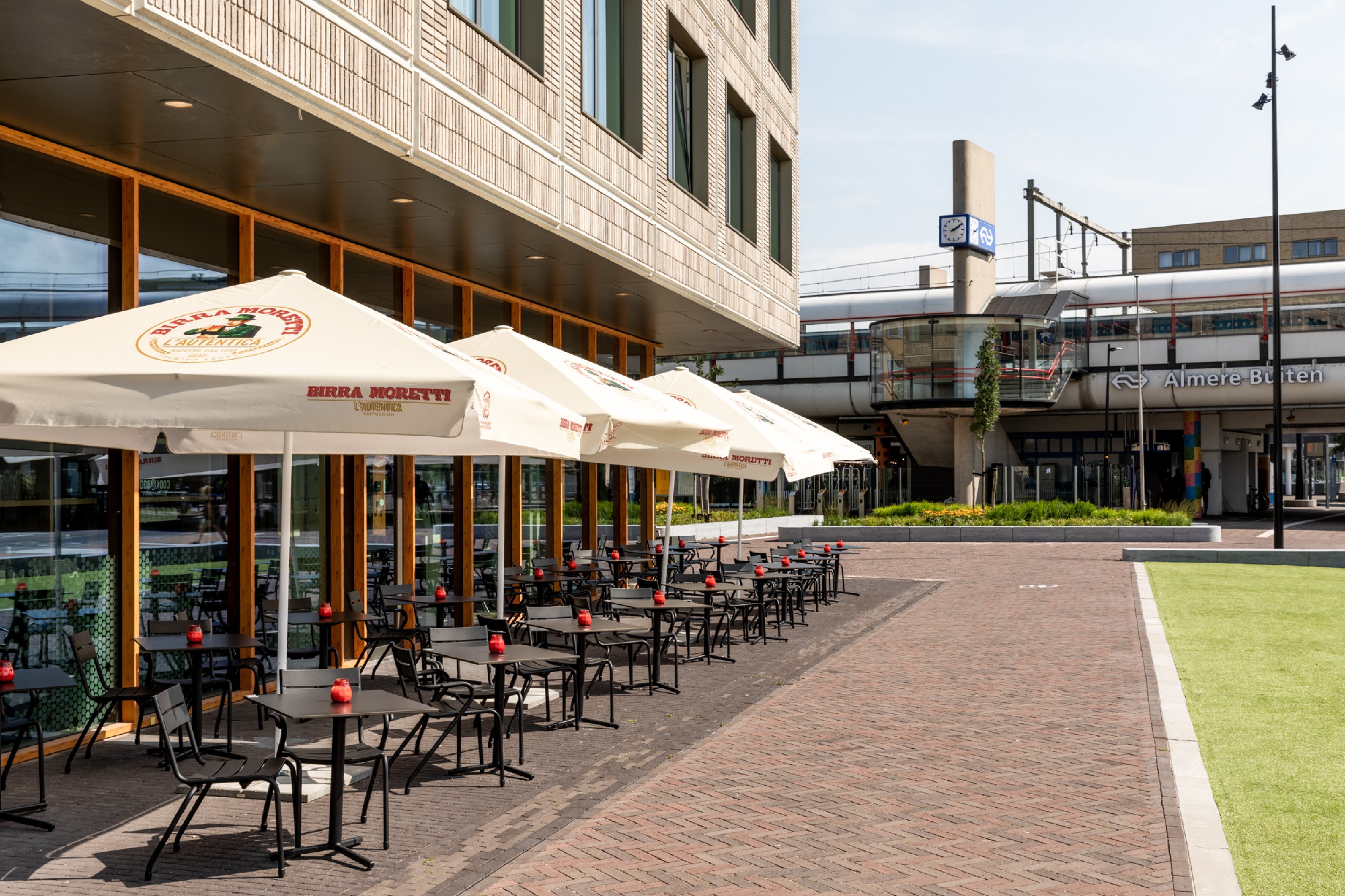 holiday inn express almere an ihg hotel