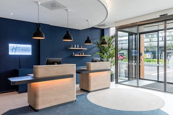 holiday inn express almere an ihg hotel