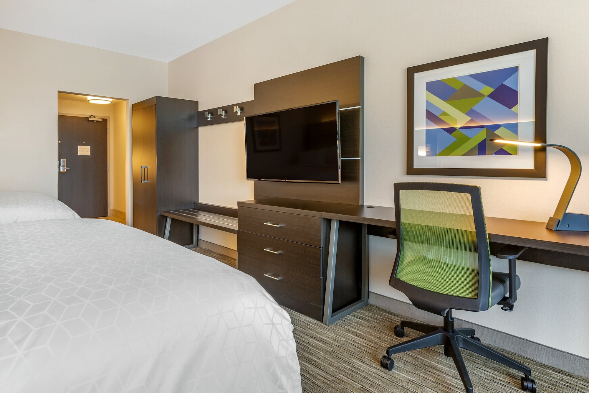holiday inn exp and sts phoenix dwtn state capitol