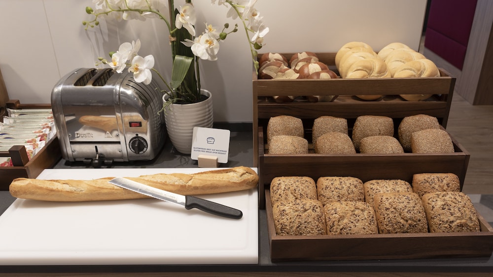 holiday inn express offenbach an ihg hotel