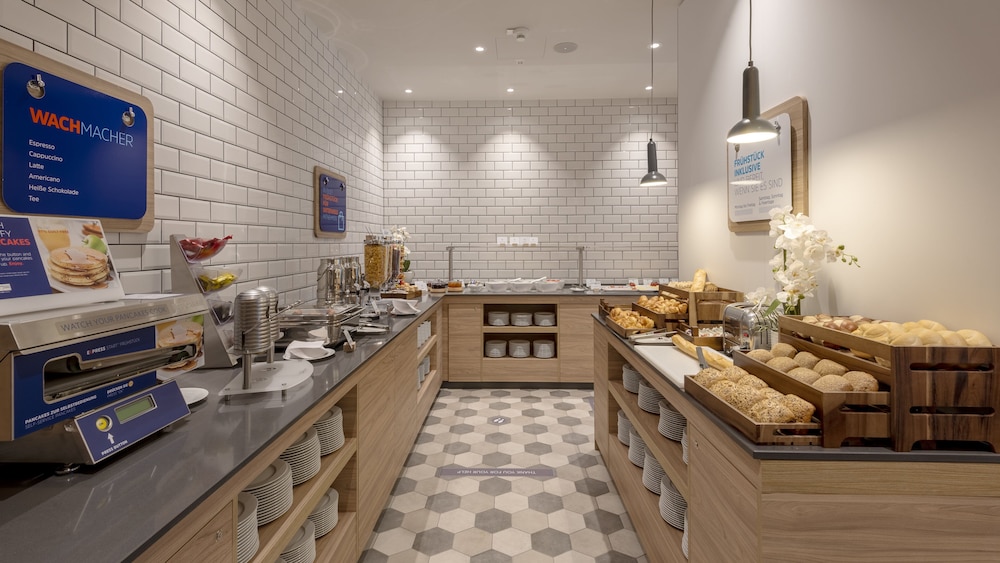 holiday inn express offenbach an ihg hotel