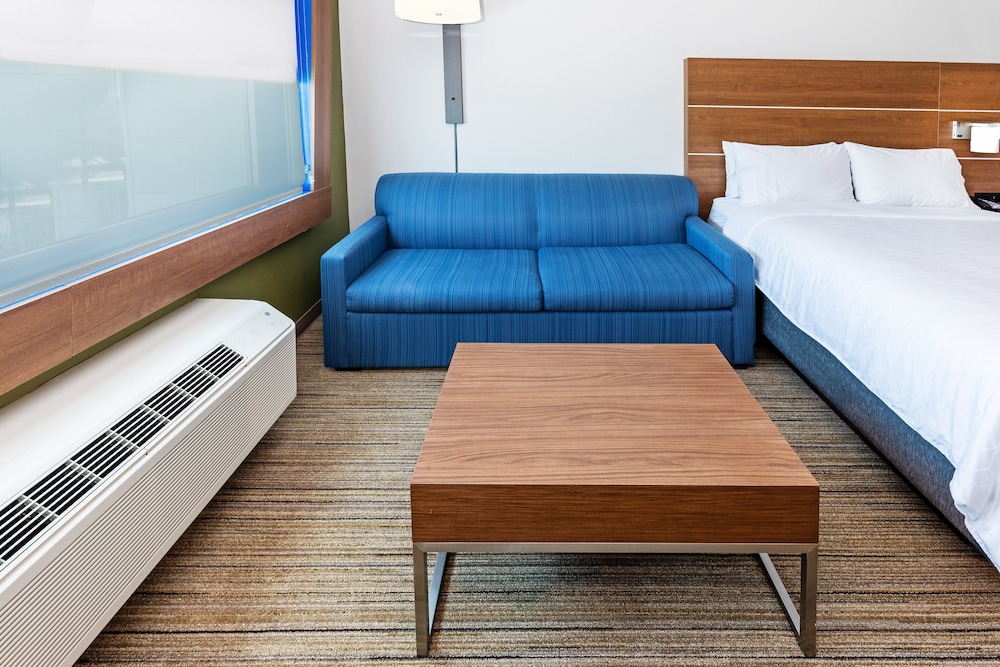 hol inn exp and suites stafford nw sugar land