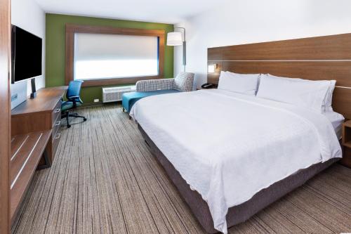 hol inn exp and suites stafford nw sugar land