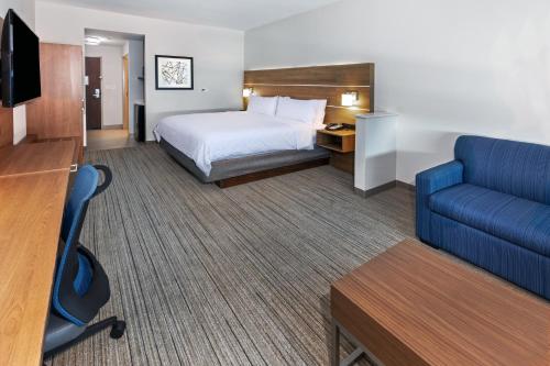 hol inn exp and suites stafford nw sugar land