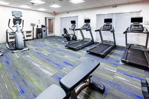 hol inn exp and suites stafford nw sugar land