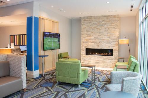 holiday inn express and suites tuscaloosa east cottondale