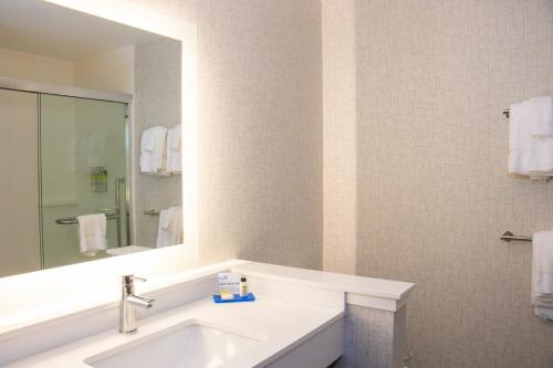 holiday inn express and suites tuscaloosa east cottondale