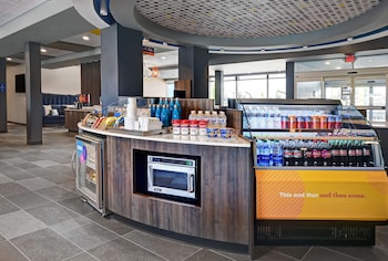 tru by hilton troy detroit