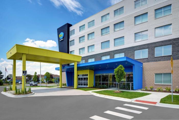 tru by hilton troy detroit