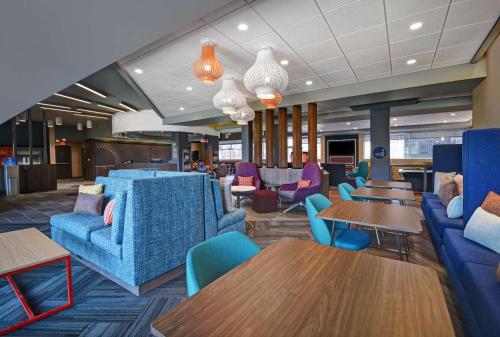 tru by hilton troy detroit