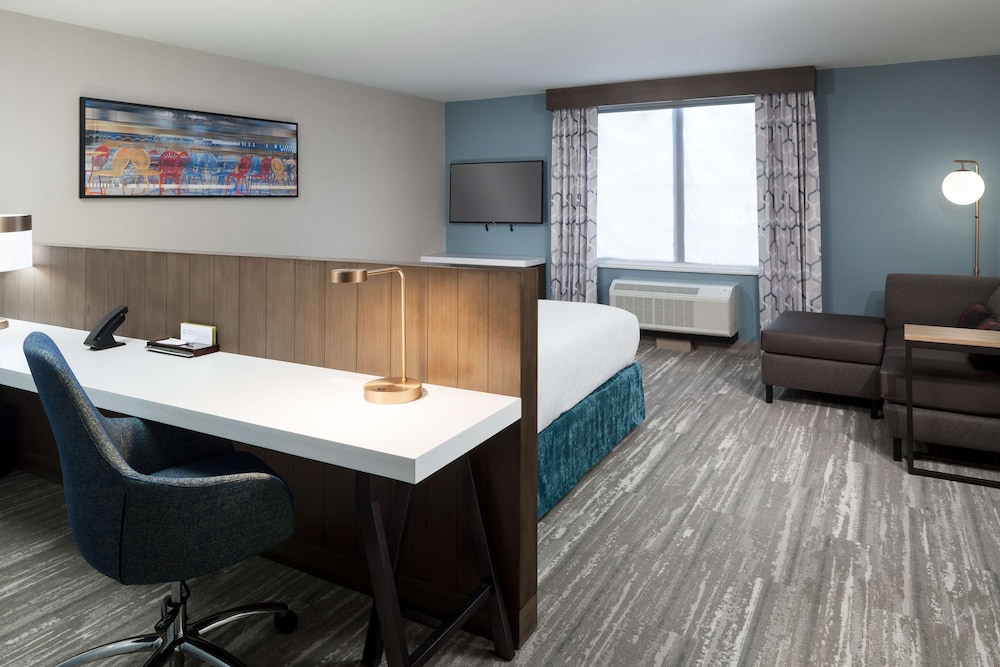 hilton garden inn madison downtown