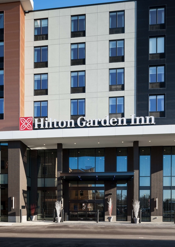 hilton garden inn madison downtown