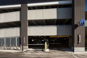 hilton garden inn madison downtown