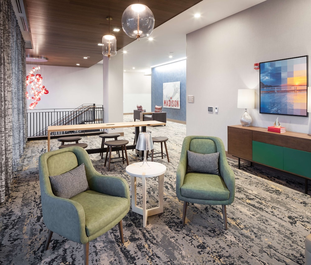 hilton garden inn madison downtown