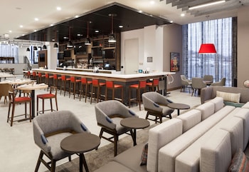 hilton garden inn madison downtown