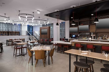 hilton garden inn madison downtown
