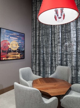 hilton garden inn madison downtown