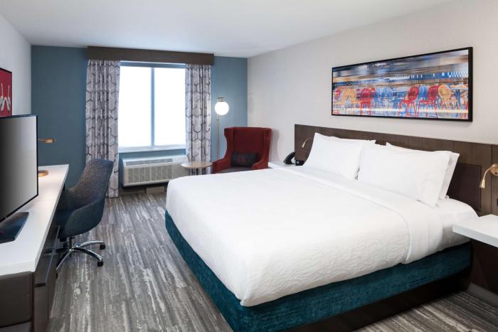 hilton garden inn madison downtown