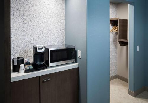 hilton garden inn madison downtown