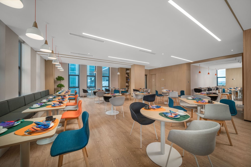 holiday inn express rongcheng science and technolo