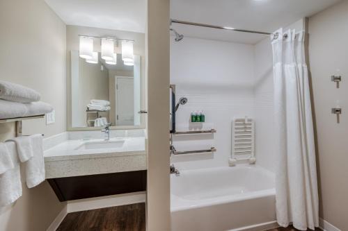 towneplace suites by marriott indianapolis airport
