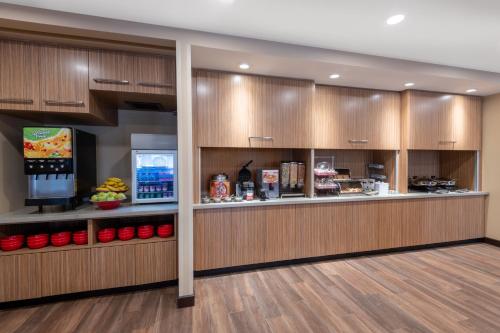 towneplace suites by marriott indianapolis airport