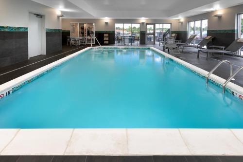 towneplace suites by marriott indianapolis airport