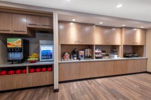 towneplace suites by marriott indianapolis airport