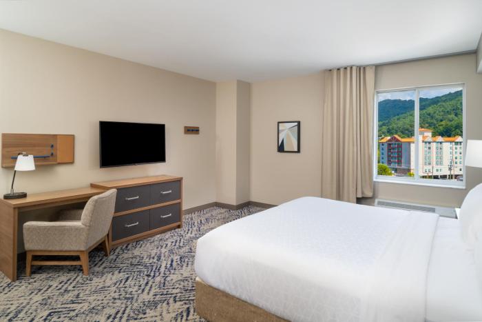 candlewood suites asheville downtown an ihg hotel