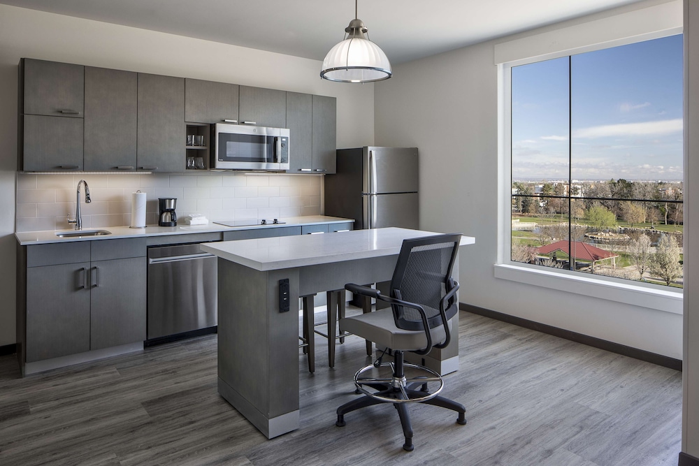 hyatt house denver aurora