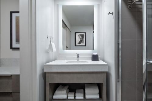 hyatt house denver aurora