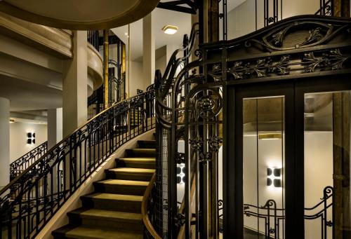 kimpton st honore paris an ihg hotel