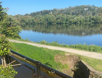 river house at odettes