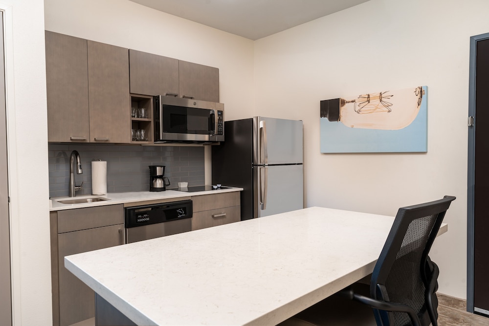 hyatt house nashville airport